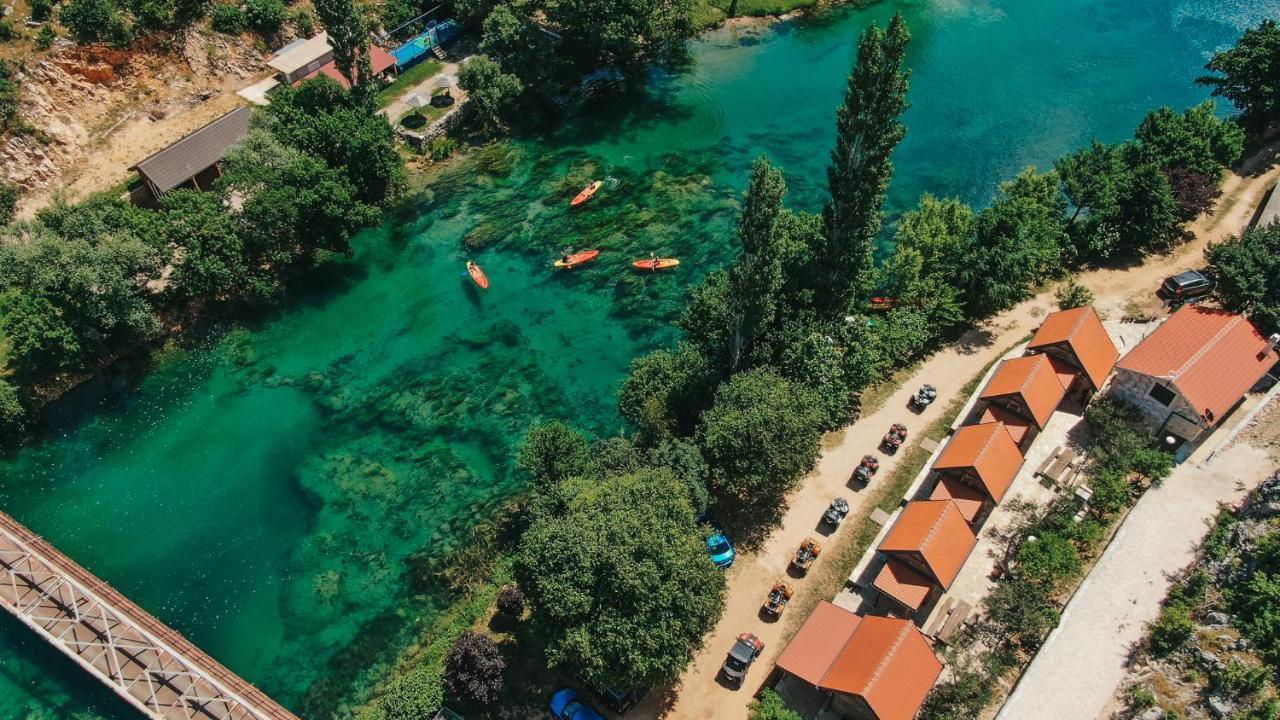 אוברובץ River Huts Zrmanja מראה חיצוני תמונה