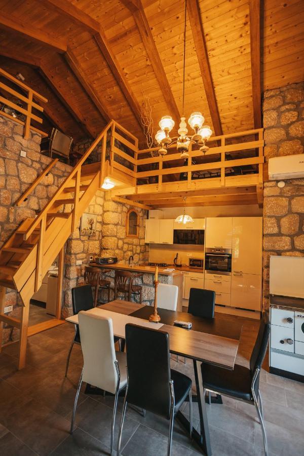 אוברובץ River Huts Zrmanja מראה חיצוני תמונה