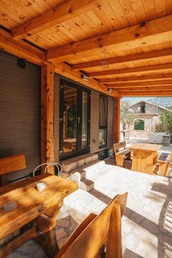 אוברובץ River Huts Zrmanja מראה חיצוני תמונה