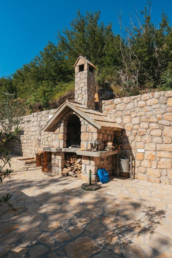אוברובץ River Huts Zrmanja מראה חיצוני תמונה